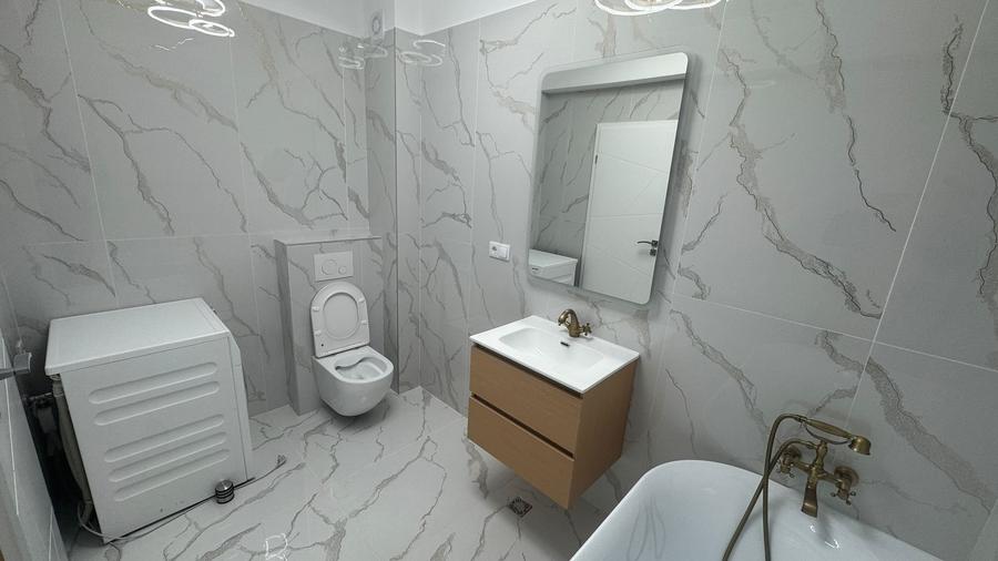 Apartament 3 camere - 2 bai - et. 1 - Lux - zona Centrala - Mall - 12