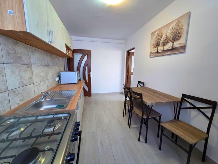 DE INCHIRIAT-2 CAMERE-BLD SOCOLA-PODU ROS - 6