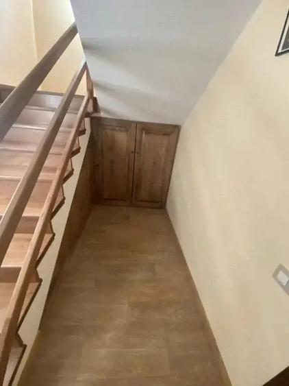 Casa cu 6 camere, 240 mp utili, 3 bai, curte 100 mp, panouri fotovoltaice, Tauti - 20