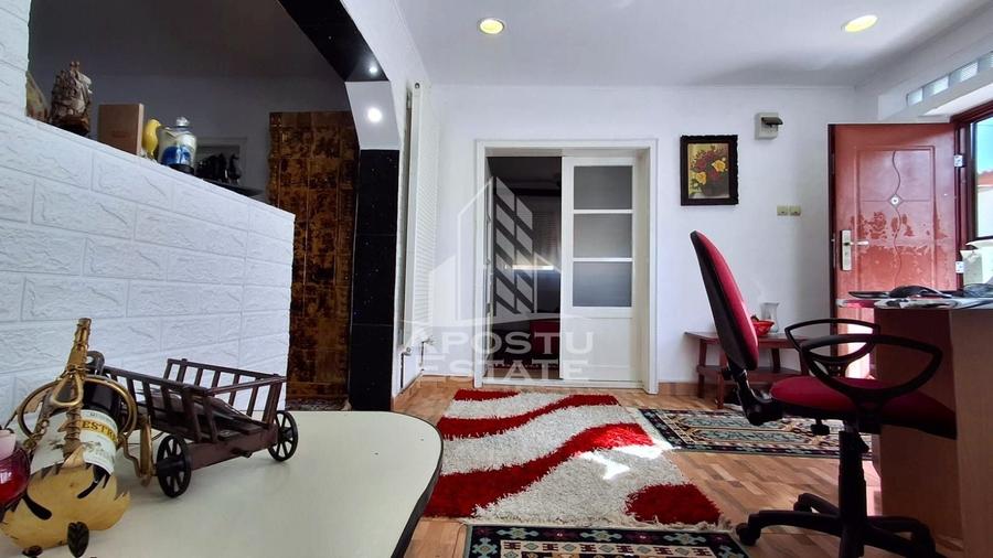 Casa de vanzare in Ineu formata din 2 cladiri - 9