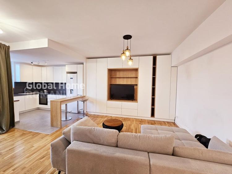 Apartament cu 3 camere decomandat, mobilat în Băneasa