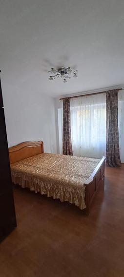 apartament de inchiriat 370 euro - 3