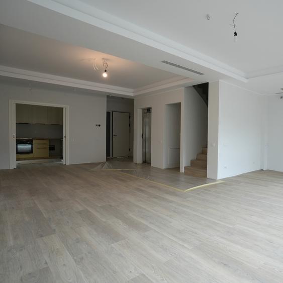 VILA INDIVIDUALA - 6 CAMERE - 586MP - PIPERA - COMISION 0% - 2