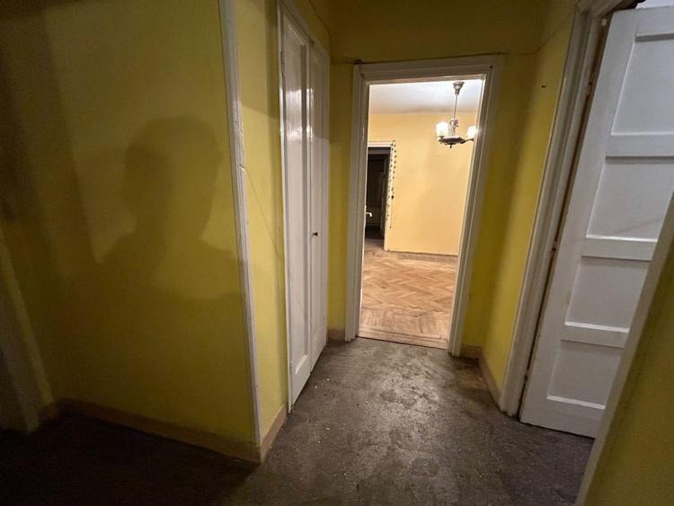 Comision Zero - 3 camere etaj 1, Independentei H. Botev. - 5