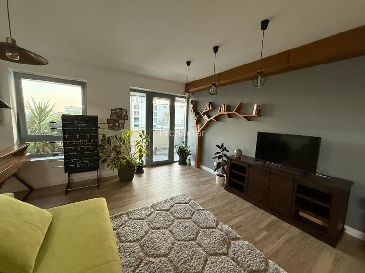 Apartament cu 3 camere semidecomandat în Banu Manta Apartament cu 3 camere semidecomandat în Banu Manta