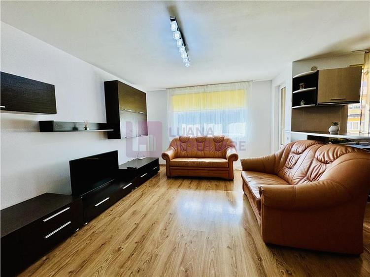 Apartament 3 camere de inchiriat | 2 bai | Ciresica | parcare subterana - 1