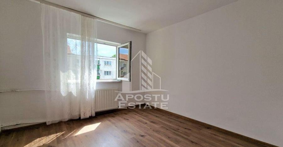 Apartament cu 2 camere, etaj intermediar, zona Lipovei - 1