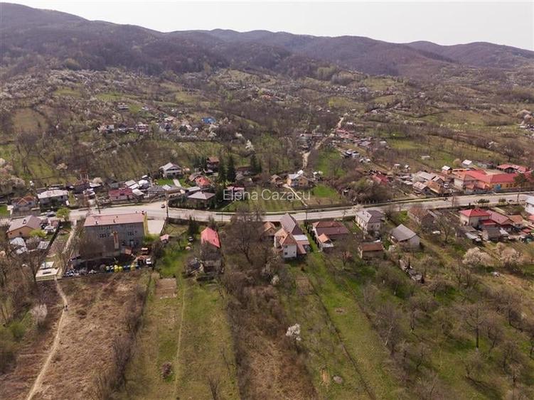 Casă individuală cu 3 camere în Viperești