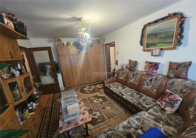 Resita, 2 Cam. Cf. 1, Mobilat Utilat, Bulevard, Micro 2 - 11