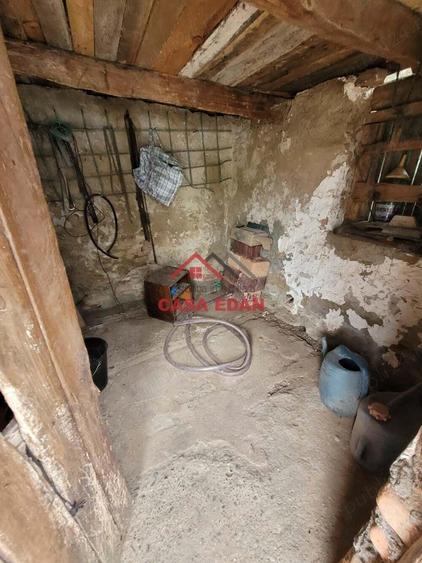 Casa in Calinesti Ph 4 camere teren 4997mp 50.000e - 9