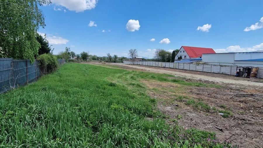 Teren Intravilan 2440 Stupini - 1