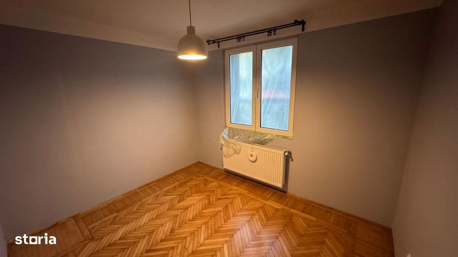 Un apartament cu suflet, in bloc rusesc solid chiar vis a vis de - 9