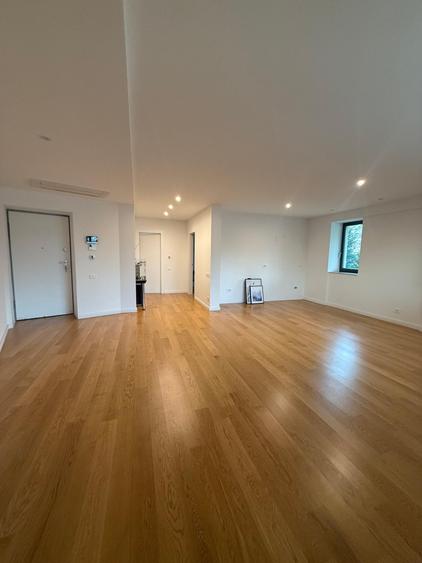 Spațiu Birouri Aviației Tower - 1