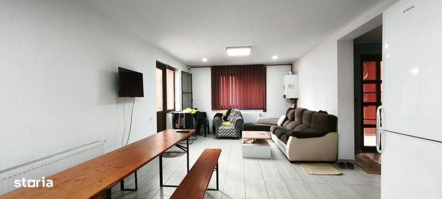 De inchiriat casa cu 6 camere in Cristesti - 3