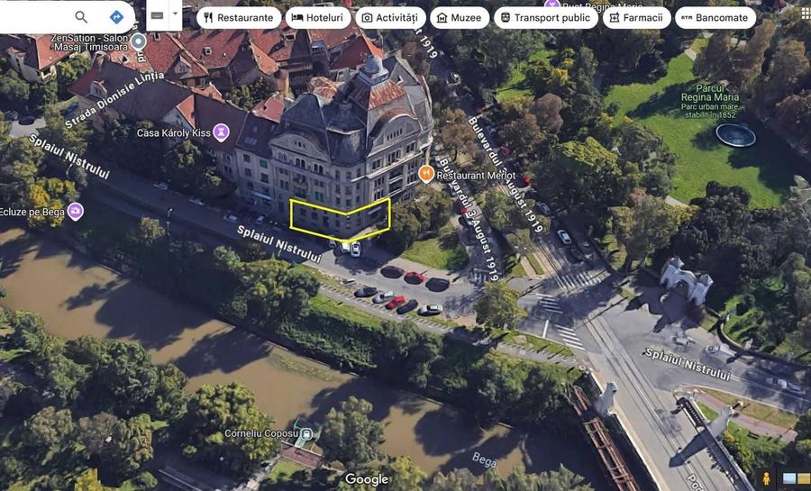 Spatiu central in Palatul Bailor Neptun - 5