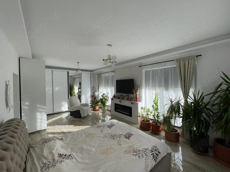 De vanzare Casa spa?ioasa ?i eleganta in zona Nadlac, jud. Arad - 7
