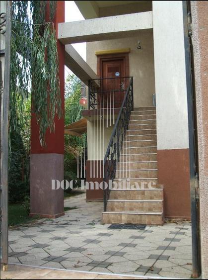 Vanzare vila 14 camereIBragadiruIIPiscinaISaunaISalaIComision 0% - 8