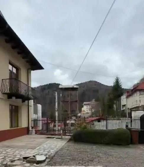 Vila istorica in Sinaia, zona Pele? -500 mp, ideal investi?ie - 2