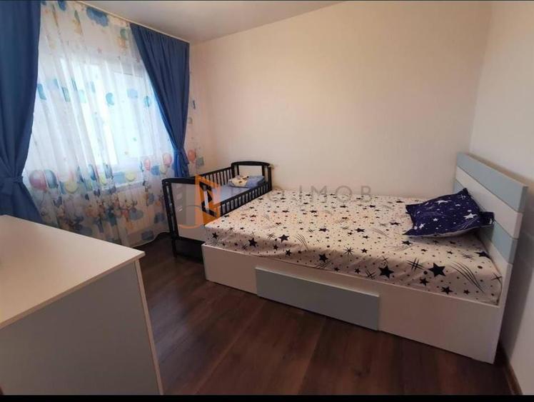 Apartament 3 camere decomandat zona Micro 3 - 2