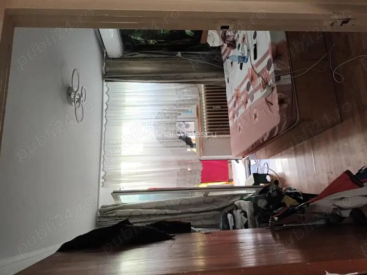 Vanzare apartament 3 camere Vanzare apartament 3 camere