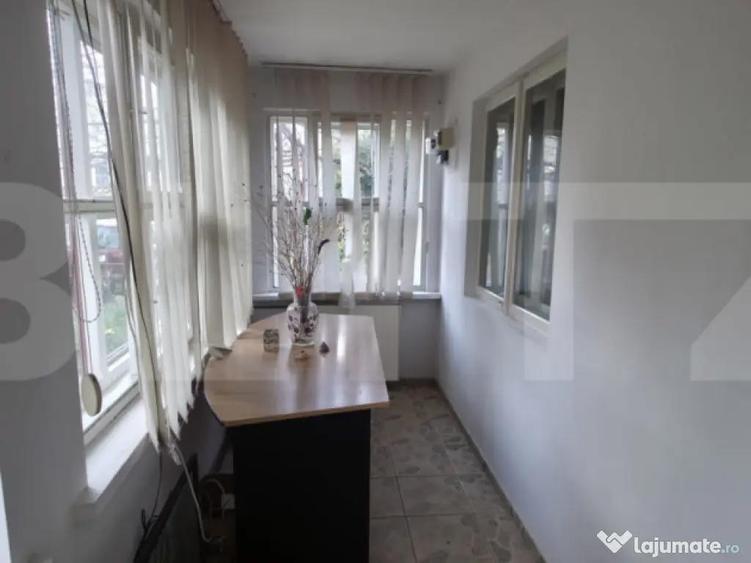 Casa cu 3 camere, curte verde si spatioasa - 10