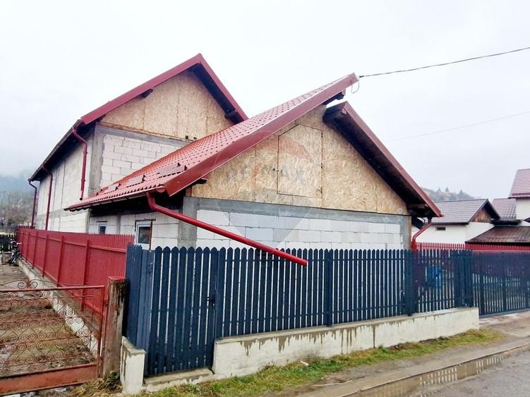 Casă / Vilă la munte - 15