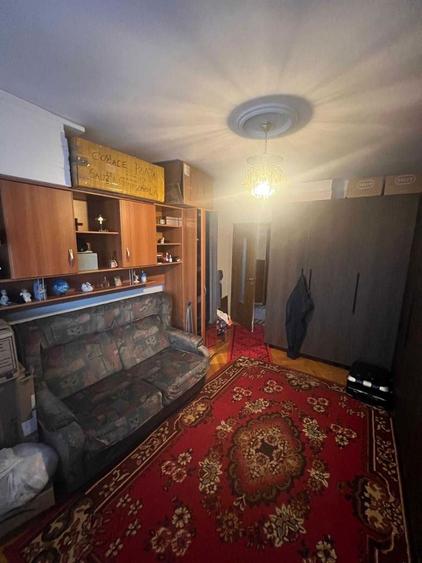 Vanzare apartament 4 camere - 4