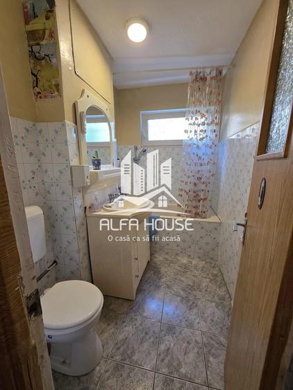 Apartament cu 3 camere semidecomandat în Govândari