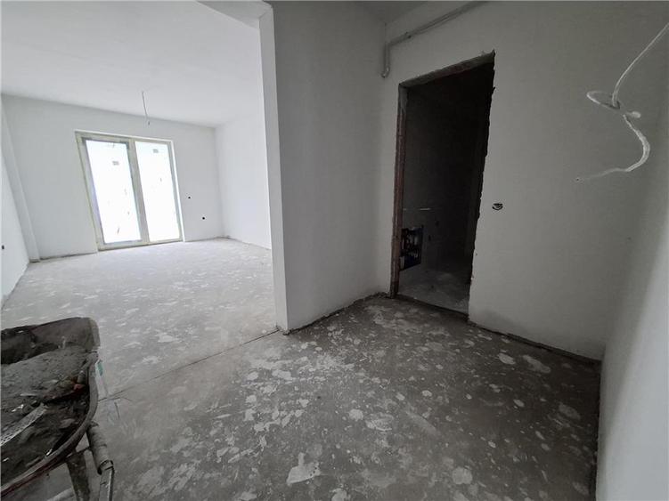 Apartament, 1 camera de vanzare in Iasi Valea Lupului, gradina proprie - 5