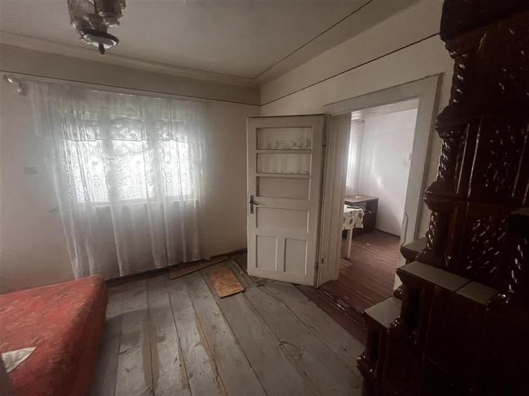 Oportunitate unica  Casa + 2.300 /? teren, deschidere DN1 - 10