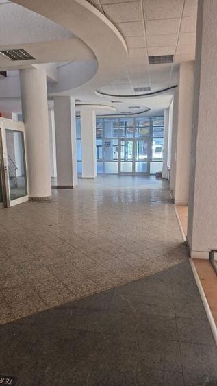 Spatiu comercial/Clinica/Cladire de birouri - Sibiu - 7