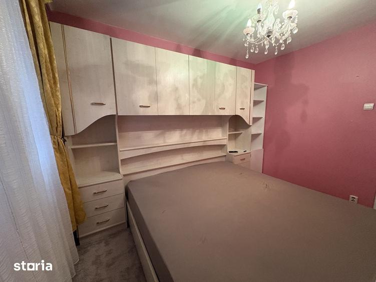 Apartament trei camere ,etajul 1 ,Nufarul - 11