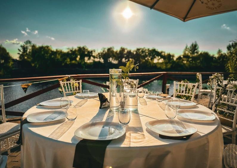 Complex turistic Sfera Place de inchiriat - 14