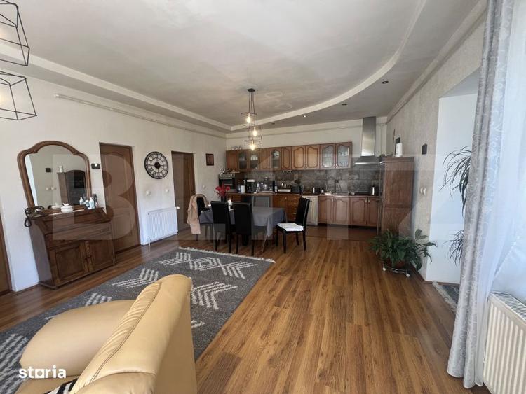 Casa de vanzare 450 mp teren, zona centrala si linistita - 1