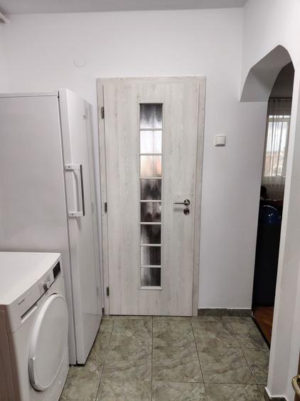 Proprietar vand apartament 2 camere - 8