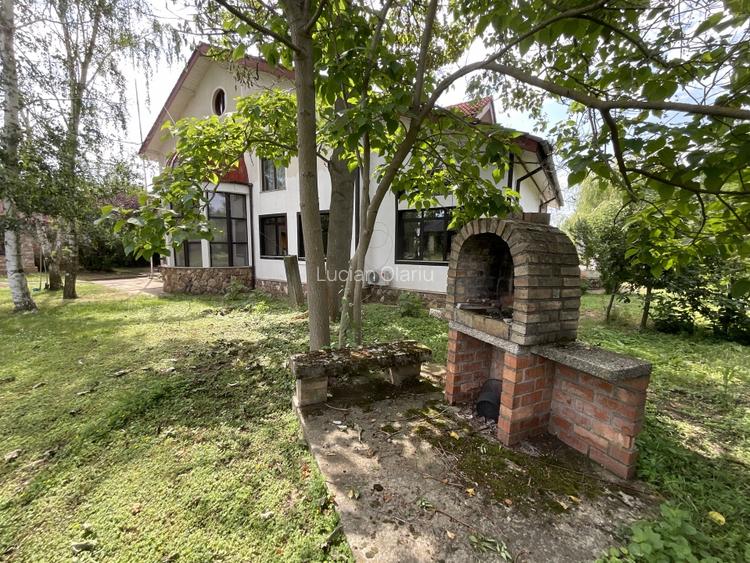 Vila  cu Vedere si acces  la Lac Snaov–  visul tau din Izvorani