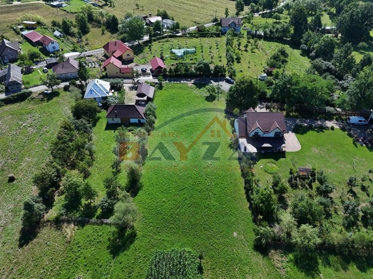 Teren intravilan superb 2.291 mp - Unguraș, deschidere 33.8 m la drum asfaltat - 2