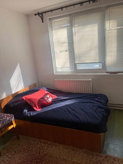 Inchiriez apartament 2 camere decomandat Jean Steriadi - 4