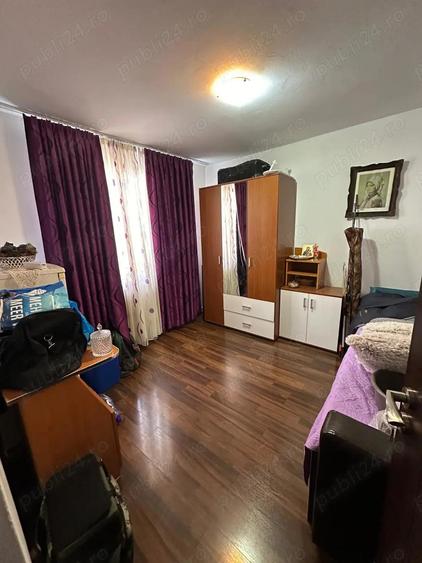 Vand casa cu garaj Piata Mare - 5