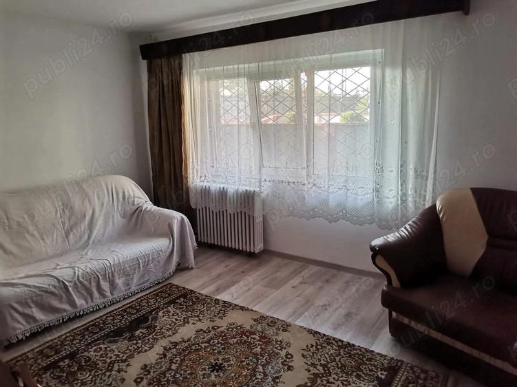 inchiriez apartament 2 camere, Gara - 1