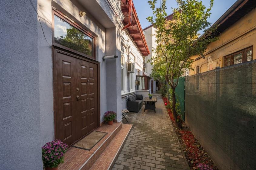 Casa interbelica cu farmec, in apropiere de Mall Vitan - 3