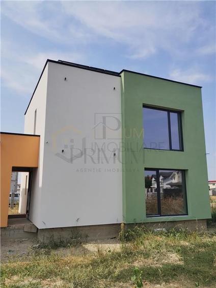 Duplex individual - teren 388 mp - zona buna - 2