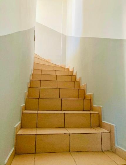 Inchiriez Vila/Cladire cu Parcare, Garaje si Curte Interioara - Ideal Birouri - 4