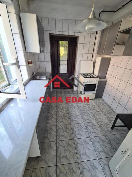 Casa in Poiana Campina--1800 lei - 13