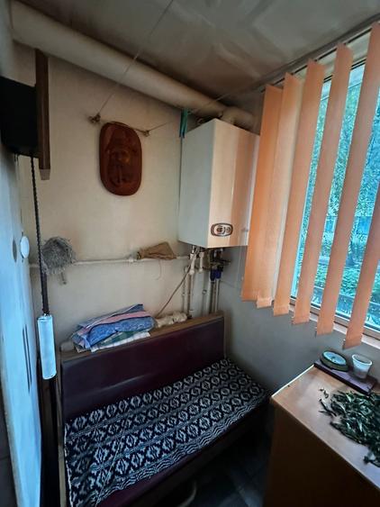 Apartament cu 3 camere, zona Nicolina - 8