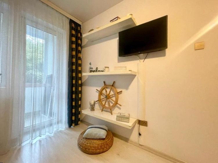 Tomis II, apartament cochet cu 2 camere, mobilat si utilat, etaj 1 - 3