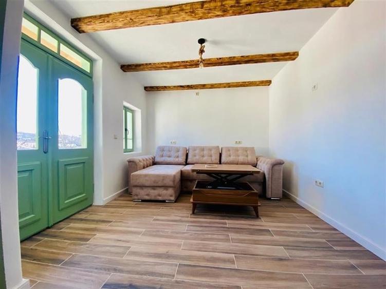 Casa de vanzare in Nufaru - 8