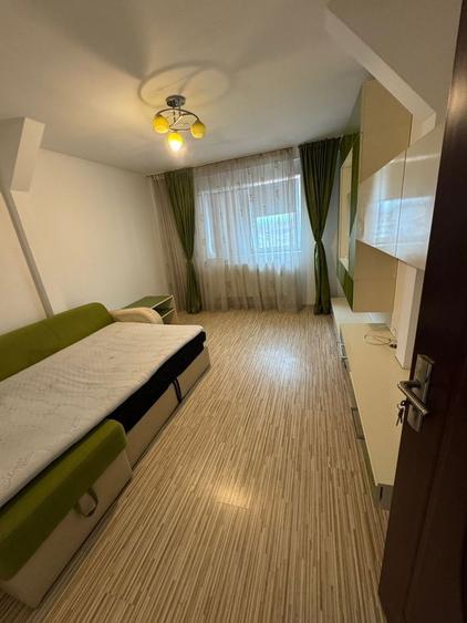 Inchiriez apartament 2 camere decomandat - 8