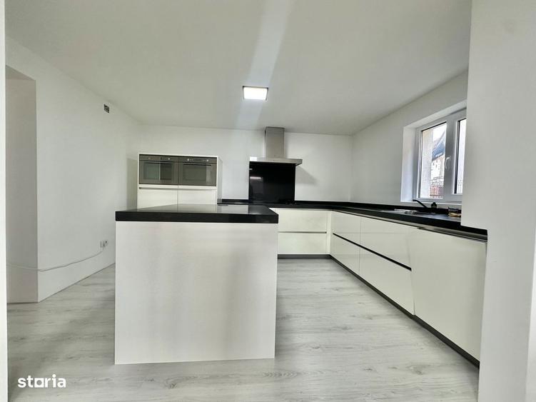 Casa individuala de vanzare cu garaj si curte proprie Halchiu - 15