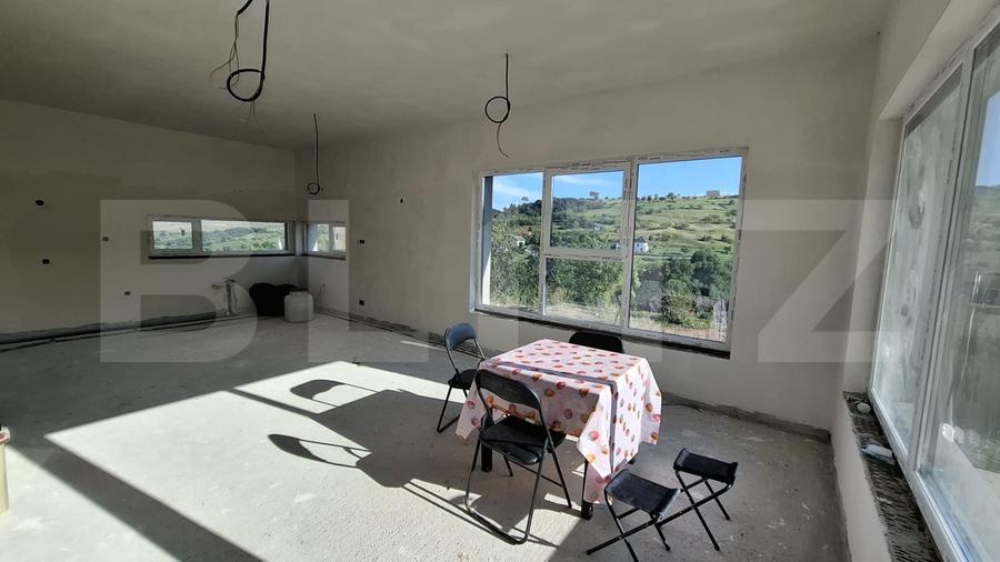 Casa pe un nivel, cu teren 2997 mp, panorama superba,Suceagu - 7